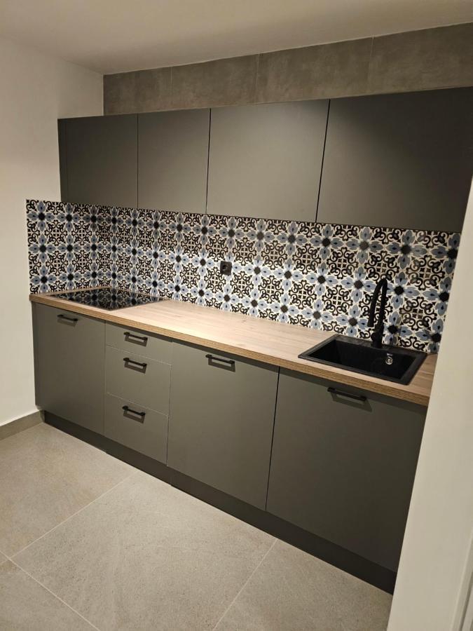 Dardona Apartment *